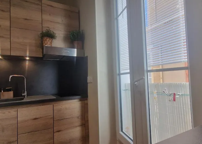 Апартаменты Le Perchoir De Cocoon Каси